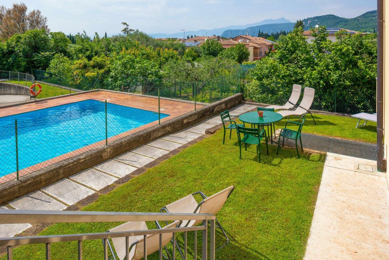 Appartamento Alice Pool Bardolino Exterior foto